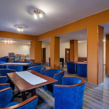 Hotel Poludnica Липтовский Микулаш Экстерьер фото